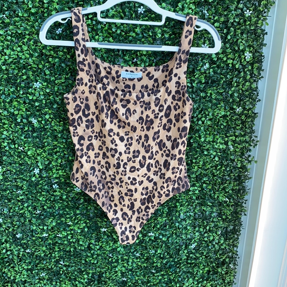 Babaton cheetah print bodysuit